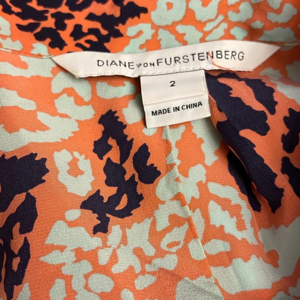DVF - Picture 8 of 8